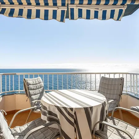 Apartment With Sea View